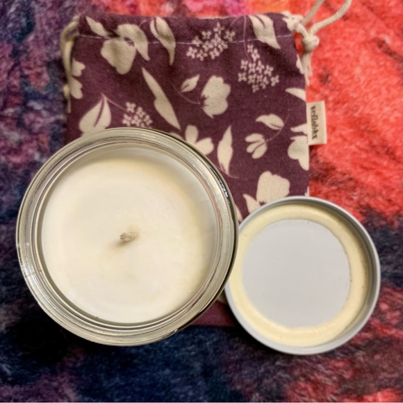 💜 Sage & Bloom Dark Rose and Labdanum Scented Candle - NWT - Picture 6 of 9